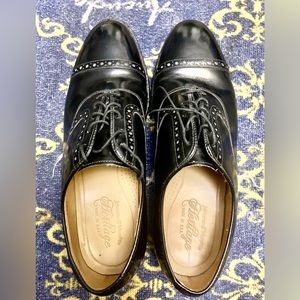 Men’s brand new All black dress shoes. Johnston and Murphy size 9. SUPER SLICK!